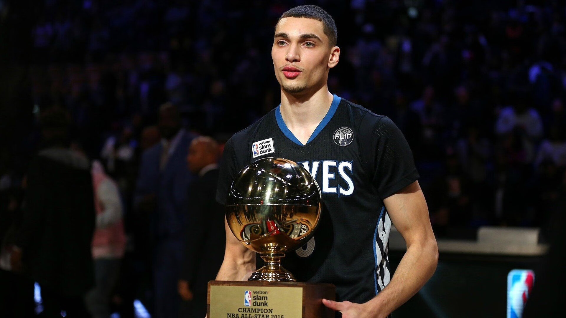 开云体育在线-东决夜空下，沉默的巨人发出最响亮宣言，金玟哉，以存在定义价值